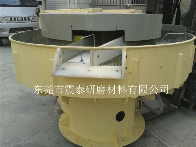 振動(dòng)研磨機(jī)帶清洗烘干作用
